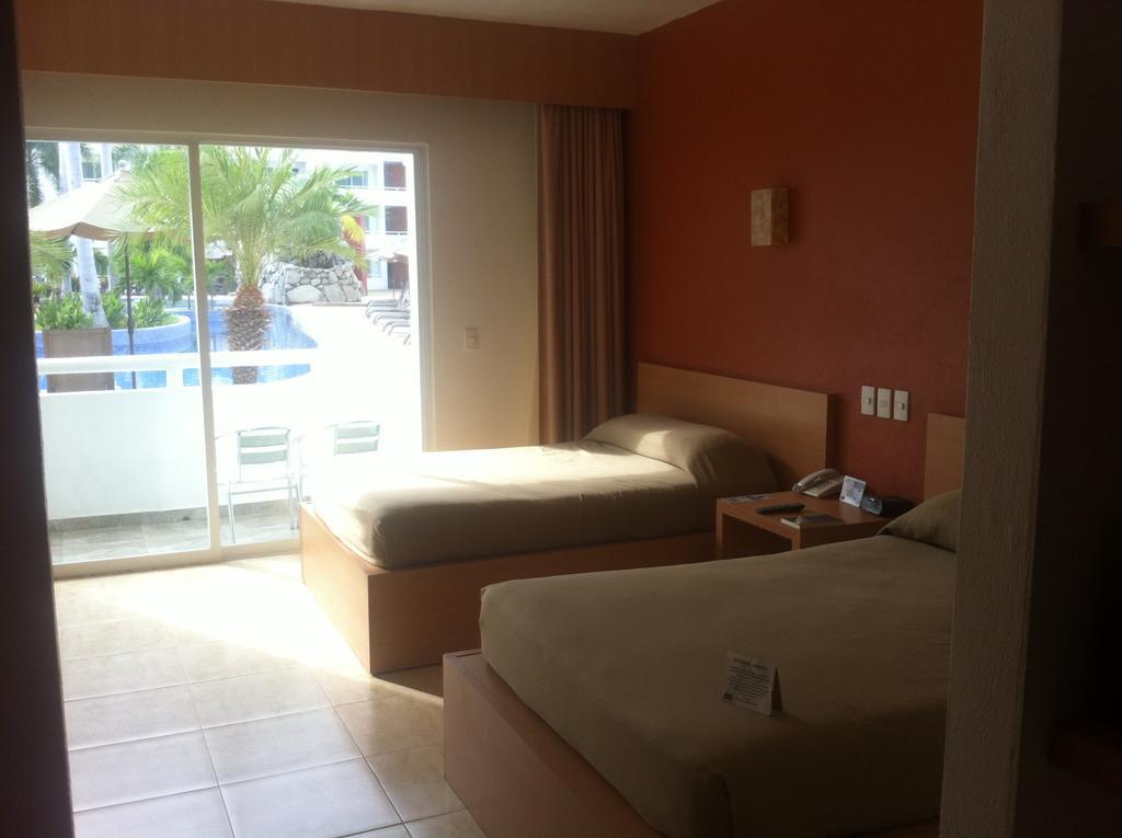 Hotel La Isla Huatulco Esterno foto
