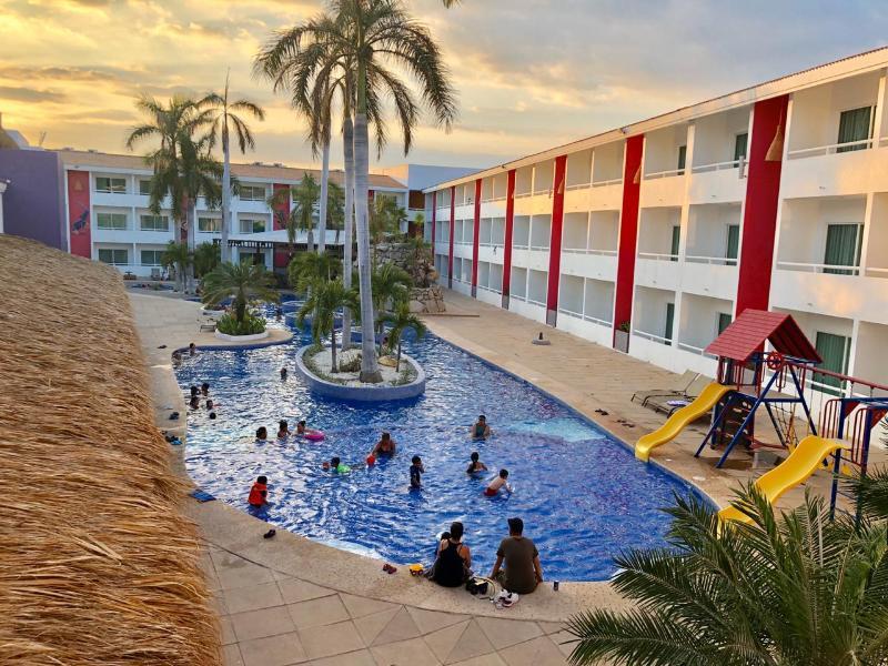 Hotel La Isla Huatulco Esterno foto